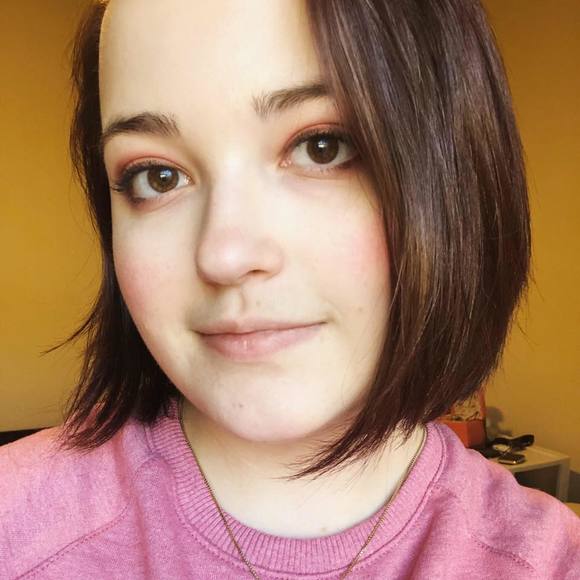 Meet your Posher, Cora - Picture 1 of 1